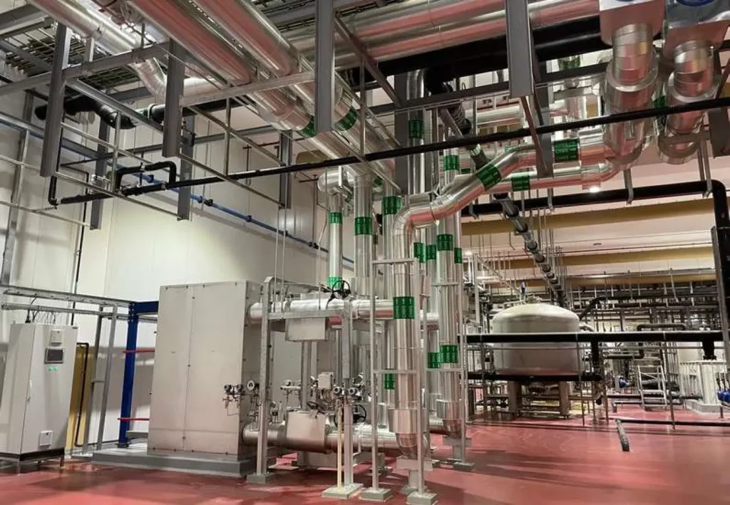 Pipework, steel structures and control equipment at the NFPC process factory