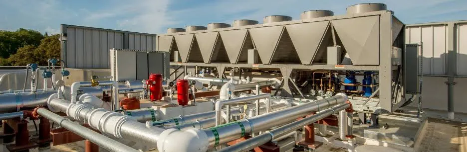 Rooftop chiller plant with insulated chilled-water piping